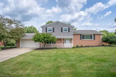 903 Glenwood Street SW, North Canton, OH 44720 - Photo 1