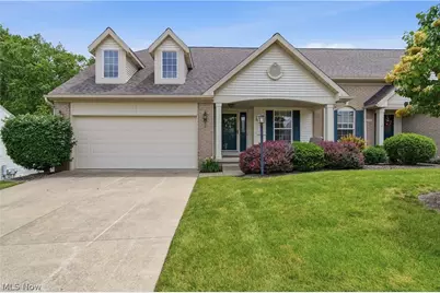 1652 Southpointe Circle NE, Canton, OH 44714 - Photo 1