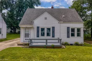2376 Harding Rd, Cuyahoga Falls, OH 44223 - Photo 1