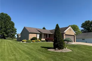 4219 Belleau Woods Cir, Uniontown, OH 44685 - Photo 1
