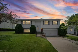 248 Washington Dr, Northfield, OH 44067 - Photo 1