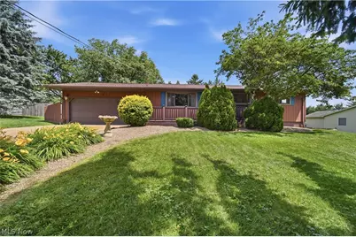 5155 Oakvale Street SW, Canton, OH 44706 - Photo 1