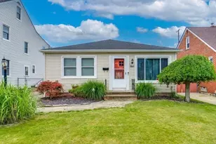 6415 Pelham Dr, Loveland, OH 44129 - Photo 1