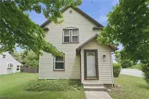 123 E State St, Barberton, OH 44203 - Photo 1
