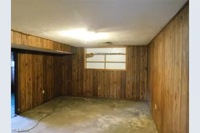 1361 E 28th Street, Ashtabula, OH 44004 - Photo 23