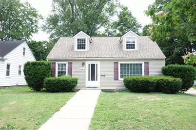 871 Overlook Avenue, Ravenna, OH 44266 - Photo 1