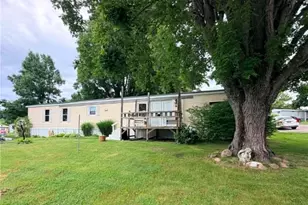 200 Willis Dr, Zanesville, OH 43701 - Photo 1