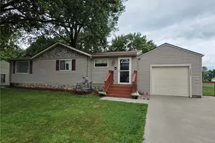 1341 Benton St, Barberton, OH 44203 - Photo 1