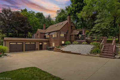 1942 Edwards Drive, Akron, OH 44306 - Photo 1