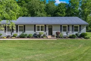 2655 Eva Cir, Zanesville, OH 43701 - Photo 1