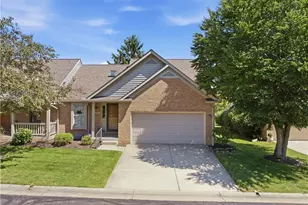 115 Denham Cir NE, Canton, OH 44721 - Photo 1