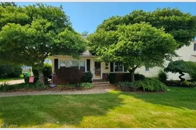 2182 Buena Vista Drive, Wickliffe, OH 44092 - Photo 1