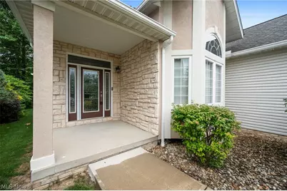 9628 Scottsdale Drive, Grandview Heights, OH 44147 - Photo 1