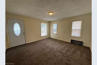 960 Jason Avenue, Akron, OH 44314 - Photo 1