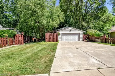 464 Hickory Lane, Painesville, OH 44077 - Photo 1