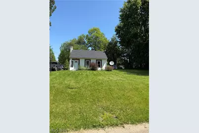 465 2nd Street SW, Brewster, OH 44613 - Photo 1