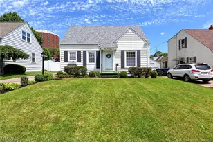 2585 25th St, Cuyahoga Falls, OH 44223 - Photo 1
