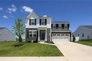 2741 Bishop Oval, Barberton, OH 44203 - Photo 1