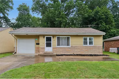 272 Tolbert Street, Wadsworth, OH 44281 - Photo 1