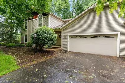 1338 Fox Run Drive, Youngstown, OH 44512 - Photo 1