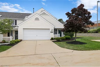 21872 Addington Boulevard #15, Rocky River, OH 44116 - Photo 1