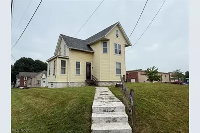 139 Harrison Avenue SW, Canton, OH 44706 - Photo 1