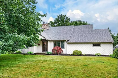 4416 Greenmeadow Avenue NW, Canton, OH 44709 - Photo 1