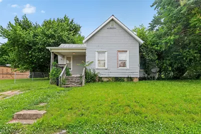 717 Baker Street, Zanesville, OH 43701 - Photo 1