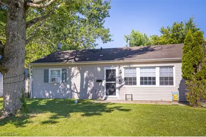 4144 Riverside Drive, Lorain, OH 44055 - Photo 1