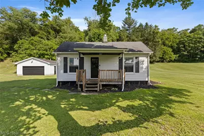 70190 Central Avenue, St Clairsville, OH 43950 - Photo 1
