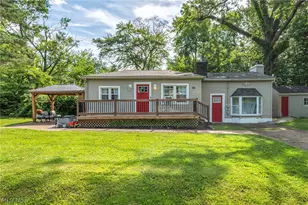 99 Meadowridge Rd, Mogadore, OH 44260 - Photo 1