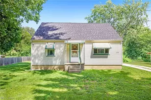 1707 Mohawk Dr, Akron, OH 44306 - Photo 1