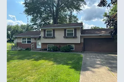 8597 Elmfield Street NW, Canal Fulton, OH 44614 - Photo 1