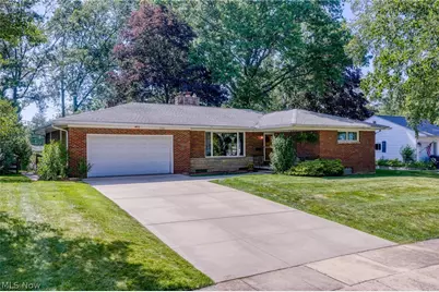 2588 17th Street, Cuyahoga Falls, OH 44223 - Photo 1