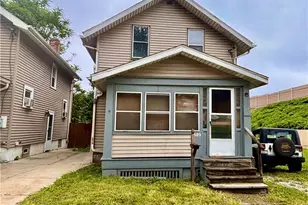 689 Brown St, Akron, OH 44311 - Photo 1