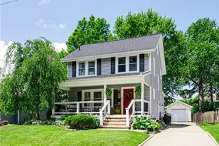 2048 9th St, Cuyahoga Falls, OH 44221 - Photo 1