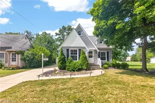 16305 Munn Rd, Loveland, OH 44111 - Photo 1