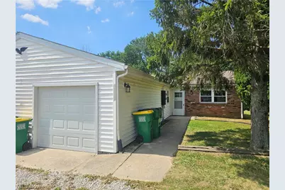 14742 Hillcrest Avenue, Middlefield, OH 44062 - Photo 1