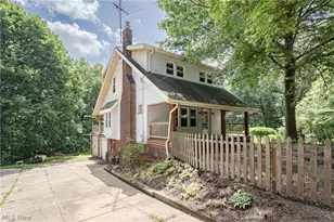 1539 Overlook Dr, Akron, OH 44314 - Photo 1