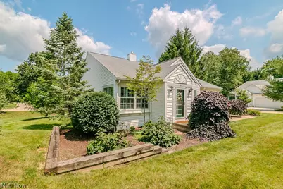 118 Kensington Court, Aurora, OH 44202 - Photo 1