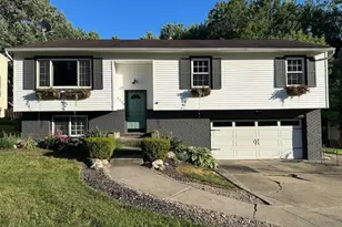 2228 Croydon Rd, Twinsburg, OH 44087 - Photo 1