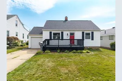 147 Overlook Avenue, Wadsworth, OH 44281 - Photo 1
