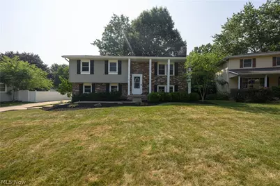 3345 Crownpoint Street NW, Massillon, OH 44646 - Photo 1