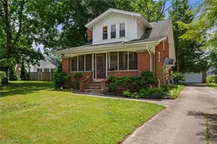 1506 Parkgate Ave, Akron, OH 44313 - Photo 1