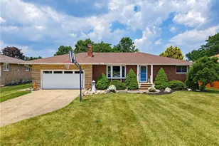 855 Nemet Dr, Green Hills, OH 44131 - Photo 1