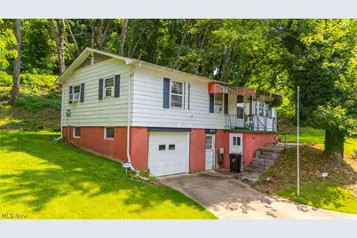820 Mariann Drive, Martins Ferry, OH 43935 - Photo 1