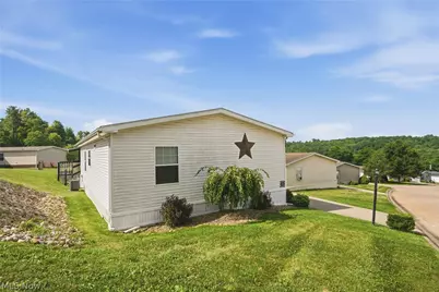 1023 Overlook Drive SW, Canton, OH 44706 - Photo 1