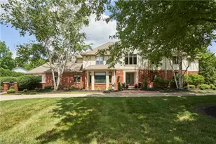 3611 N Fork Dr, Bath, OH 44333 - Photo 1