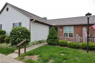 3558 Chesapeake Dr, Zanesville, OH 43701 - Photo 1