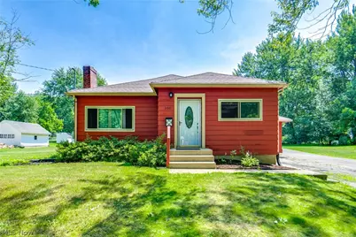 300 N Seneca Street, Rittman, OH 44270 - Photo 1